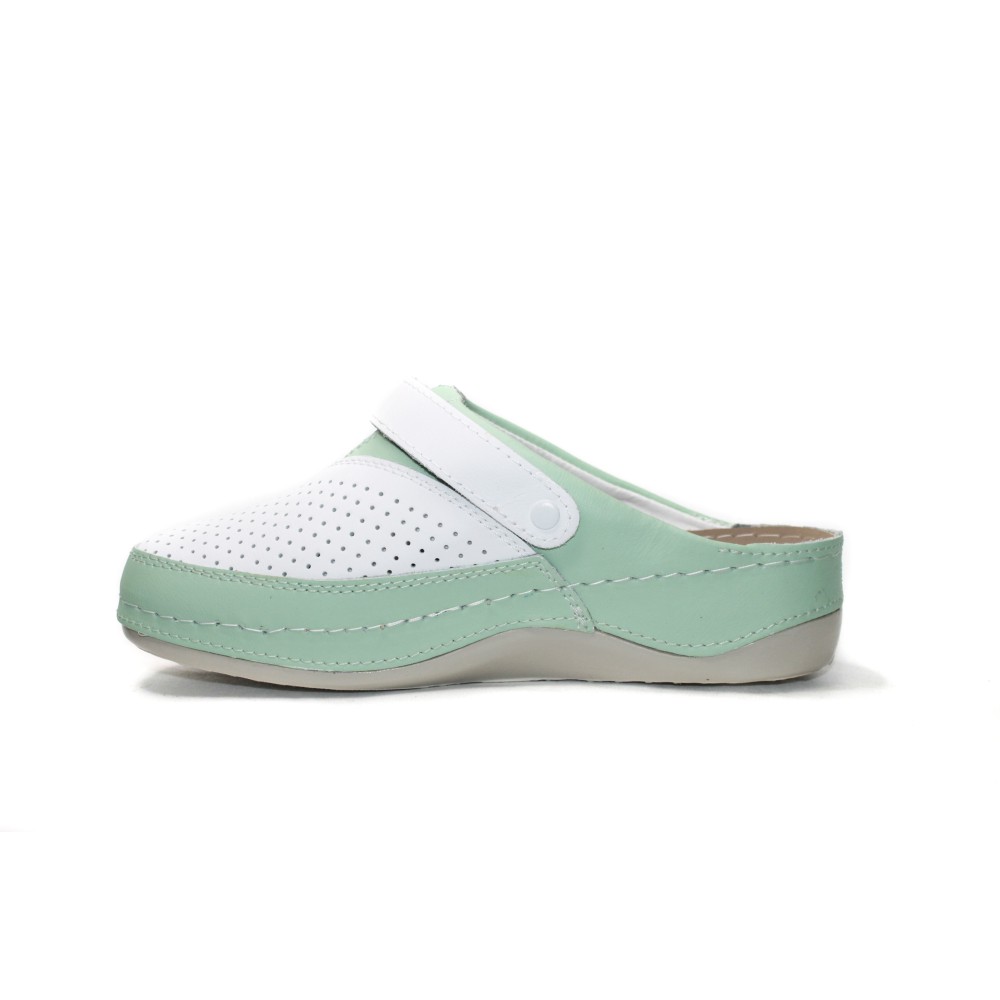 Сабо женские из натуральной кожи в бело-зелёном цвете с ремешком и стелькой из нубука