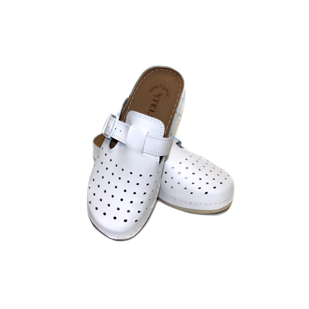 Сабо женские из натуральной кожи в белом цвете с крупной перфорацией