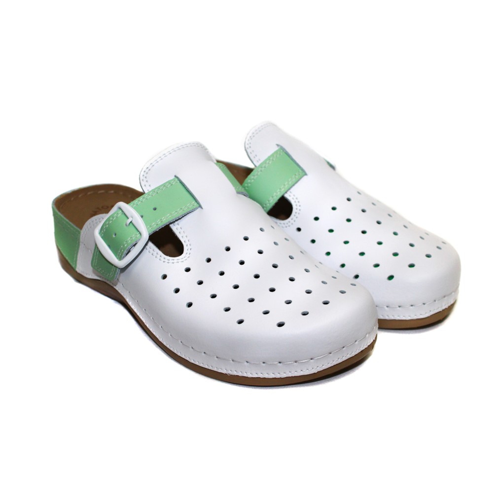 Сабо женские из натуральной кожи в бело-зеленом цвете с крупной перфорацией