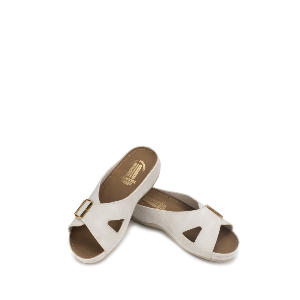 Сабо повседневные из искуссвенного нубука с открытым носом и ремешком цвет белый