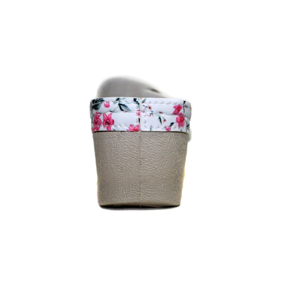 Сабо женские на каждый день из искуссвенного нубука на ремешке с открытым носом и принтом