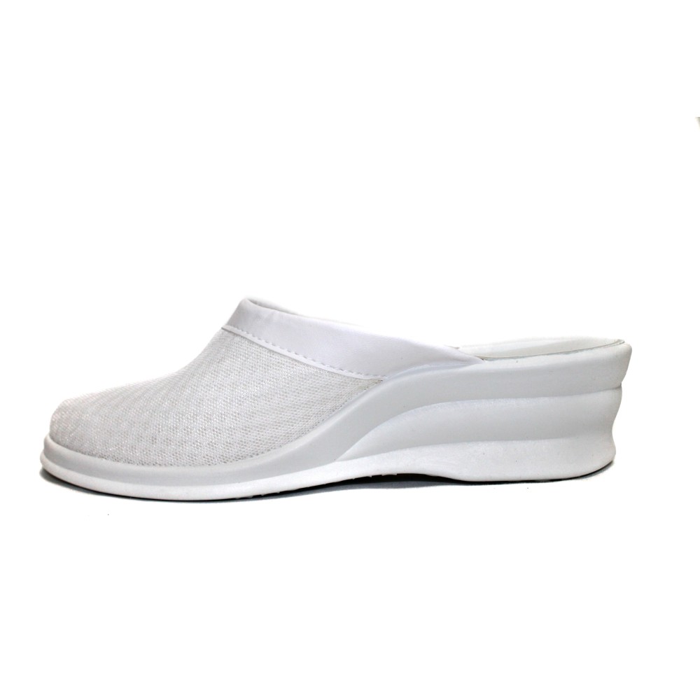 Сабо женские из текстильного материала (сетка) на ПВХ подошве цвет белый