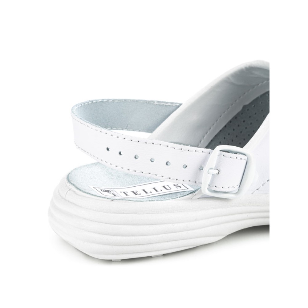 Сабо женские из натуральной кожи с фиксатором ремешка и натуральной стелькой цвет белый