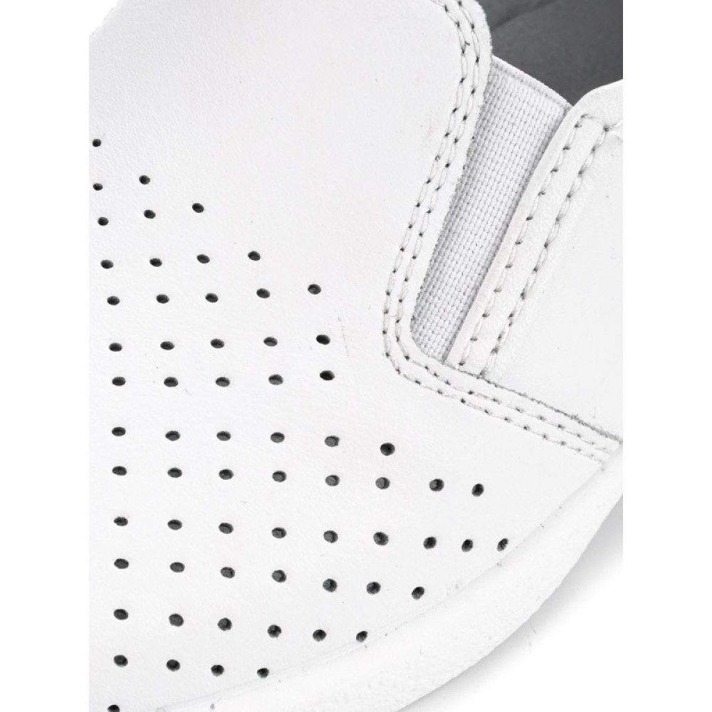 Туфли женские из натуральной кожи бесподкладочные с мелкой перфорацией цвет белый