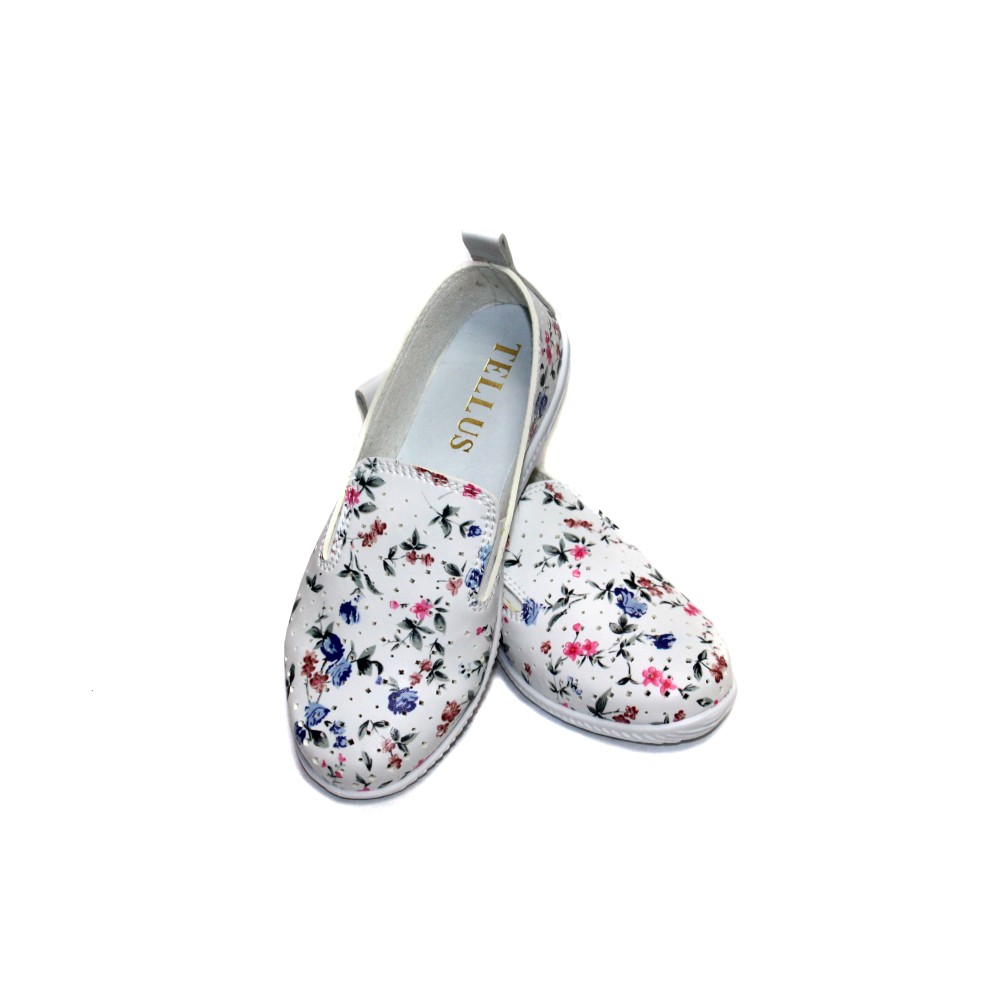 Туфли женские с принтом из искусственной кожи на ПВХ подошве цвет белый