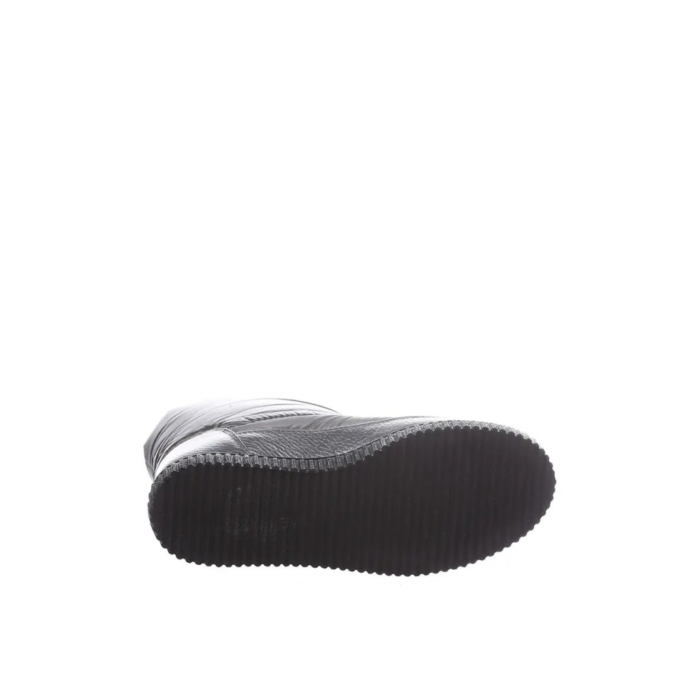 Дутики женские короткие с мехом из водонепроницаемого материала цвет серебро 