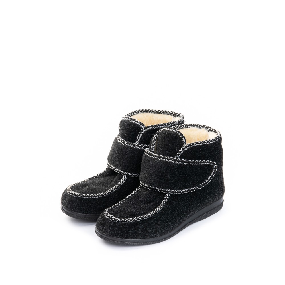 Ботинки-бурки женские из сукна на липучке цвет чёрный